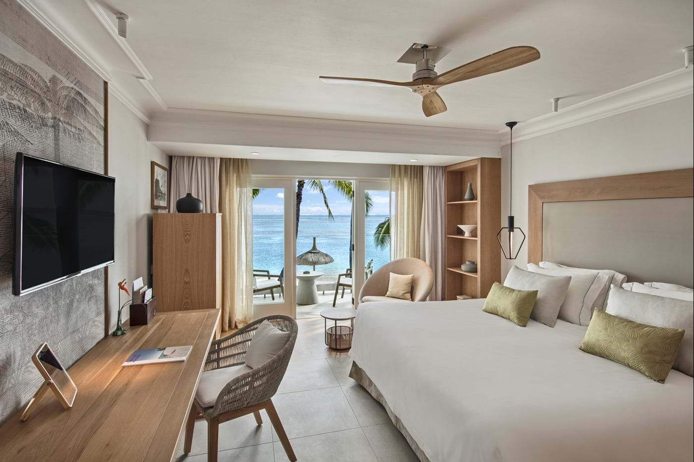 Sugar Beach Mauritius — Deluxe Beach Front Room