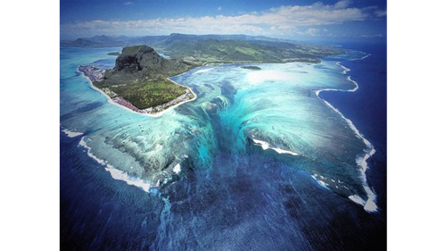 UnderWater Waterfalls